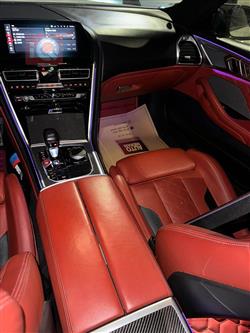 بي ام دبليو 8 الفئة